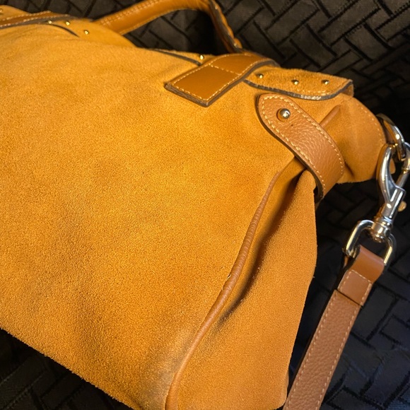 Mulberry Tassel Alexa Satchel in Sycamore Suede with Shiny Gold Tone Hardware - Picture 11 of 15